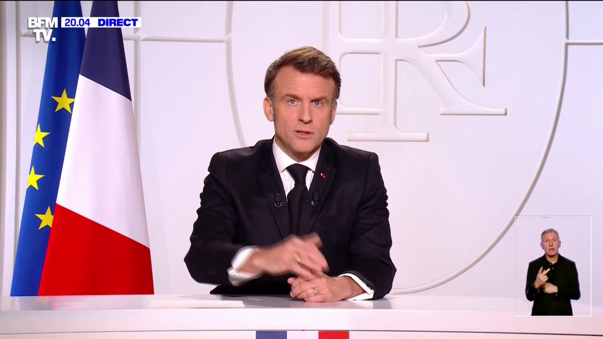 Emmanuel Macron: "La paix ne peut pas être la capitulation de l'Ukraine, elle ne peut pas être son effondrement"