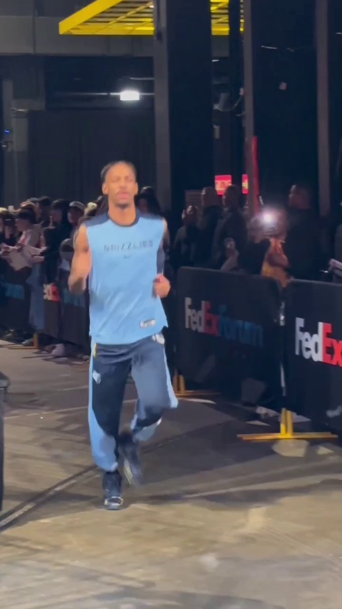 Ja Morant is back from injury and just in time for SGA's visit to Memphis 🍿 Thunder-Grizzlies, LIVE on ESPN 📺