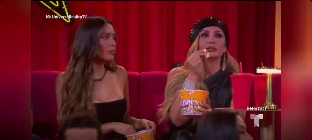 Pues esta se la damos a Dania, los enterro!! "LA QUE SE LO QUEDA PIERDE, ALESKA! 👏👏#LCDLFAllStars