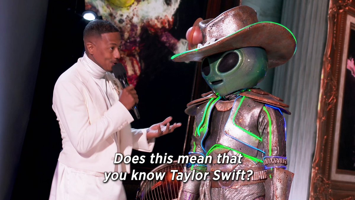 Swifties, it's time to do what you do best. Who could #SpaceRangerMask be?! #TheMaskedSinger