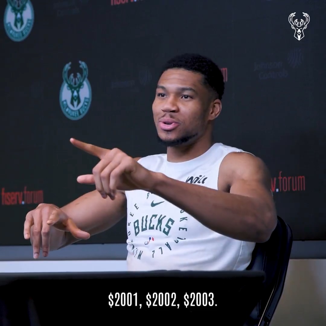 Giannis pretended to auction off game-worn items from his 20K-point milestone. 😂
