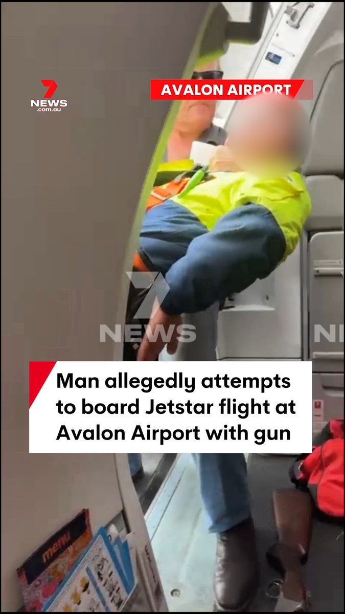 A man has allegedly attempted to board Jetstar flight at Avalon Airport with gun. He was put into a headlock by a passenger until police arrived. #breakingnews #avalonairport #arrest #citizensarrest #7NEWS