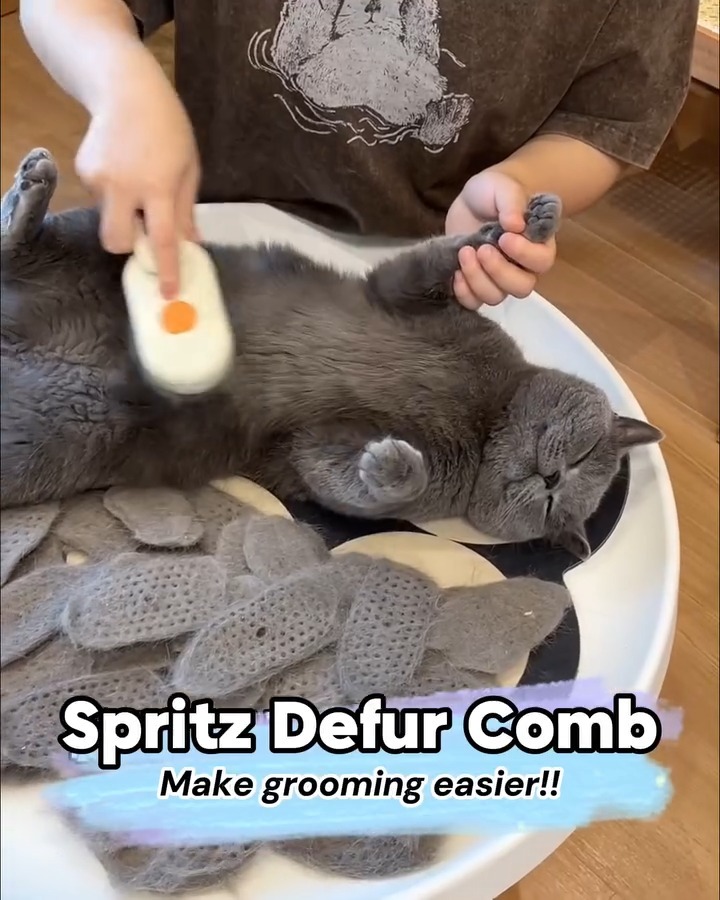 Say goodbye to those stressful cat baths that leave your hands covered in scratches. Forget about finding loose hairs all over your couch and clothes. Now, my cat stays perfectly groomed and doesn't cough up hairballs anymore. 😻