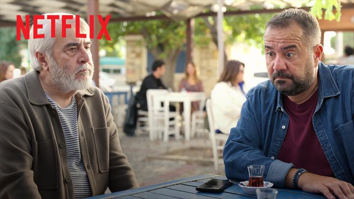 İnsan bazen dostunu da hayaletini de seçemiyor. Bir İhtimal Daha Var 20 Mart’ta sadece Netflix’te.