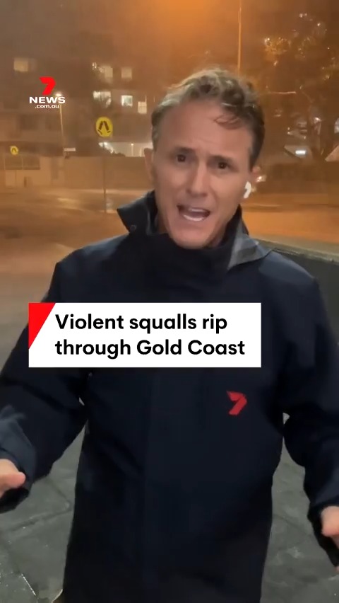 With Cyclone Alfred still yet to make landfall, violent winds are already ripping through the Gold Coast. #CycloneAlfred #Alfred #winds #storm #wildweather #coverage #onground #weather #squall #7NEWS
