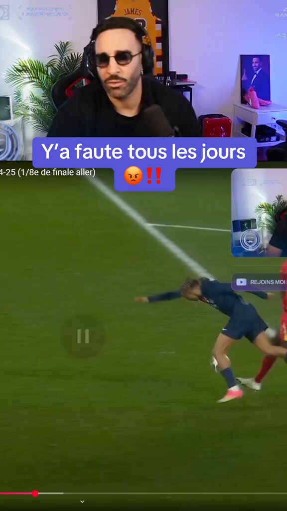 Adil Rami réagit à la faute non sifflée sur Barcola face Liverpool