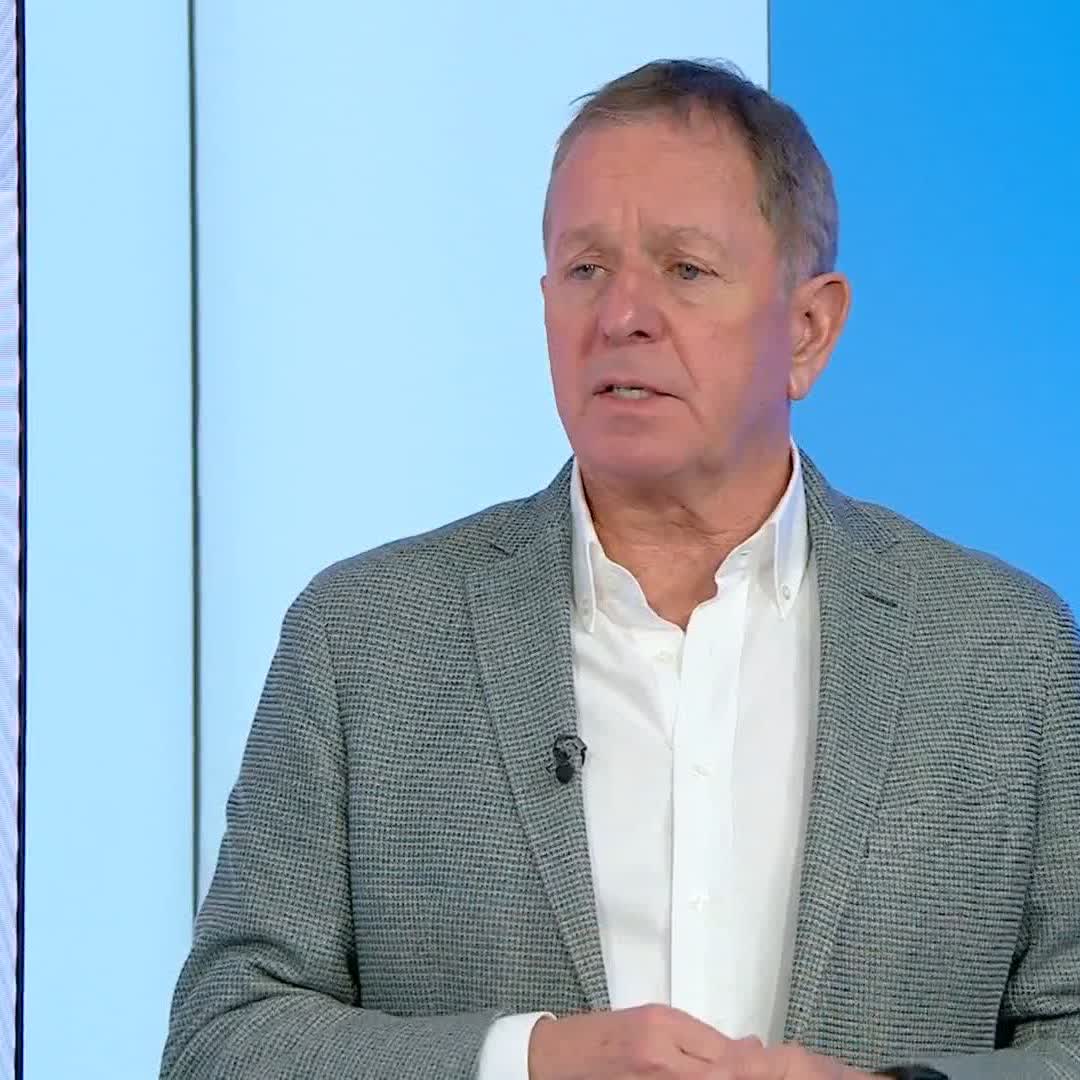 "Max starts the season as the favourite" Martin Brundle on who he thinks will win the 2025 World Drivers' Championship 🏆