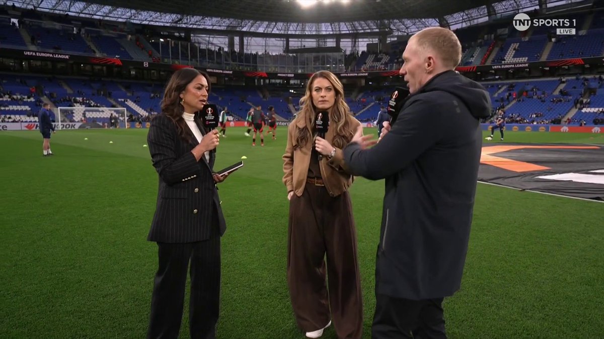 🚨🎥 - Paul Scholes on Alejandro Garnacho: "He's still a young player, but he HAS to play.”