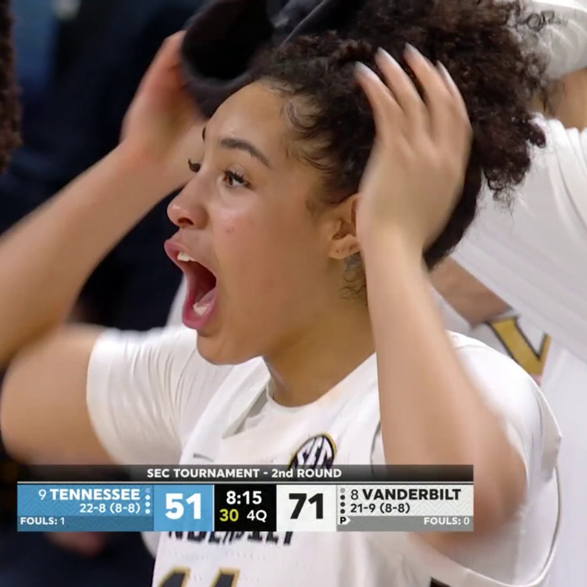 Mikayla Blakes are you kidding me?! 😤 Vanderbilt WBB