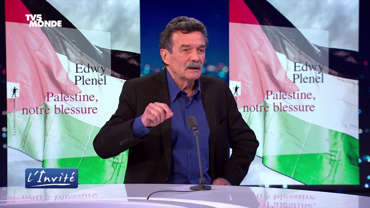 "Jean-Michel Aphatie a énoncé des vérités de fait sur les Oradour-sur-Glane commis par la France en Algérie" Edwy Plenel sur @tv5monde réagit après la mise à l'écart de jean-michel aphatie sur RTL France après ses propos sur l'#Algérie #EdwyPlenel Mediapart #RTL jean-michel aphatie Quotidien