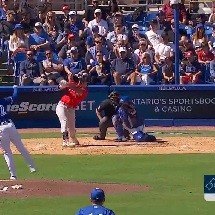 Mikey Romero bomb! 💣