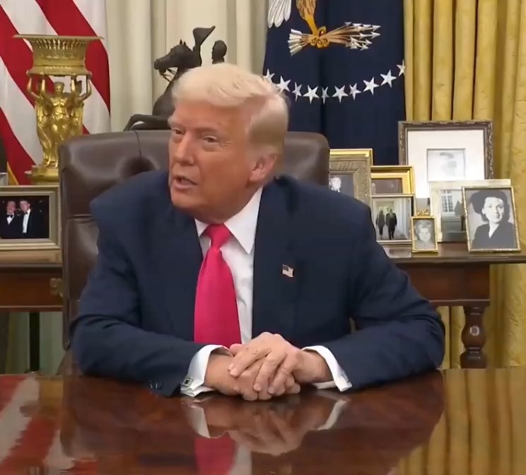 🚨 BREAKING: The self-proclaimed champion of "free speech" just called for Rachel Maddow and Nicolle Wallace to be fired—for using their free speech about the Cancer survivor at his Speech. These aren't the words of a president. They're the words of a dictator. And let’s not forget—this is the same guy slashing funding for cancer research.