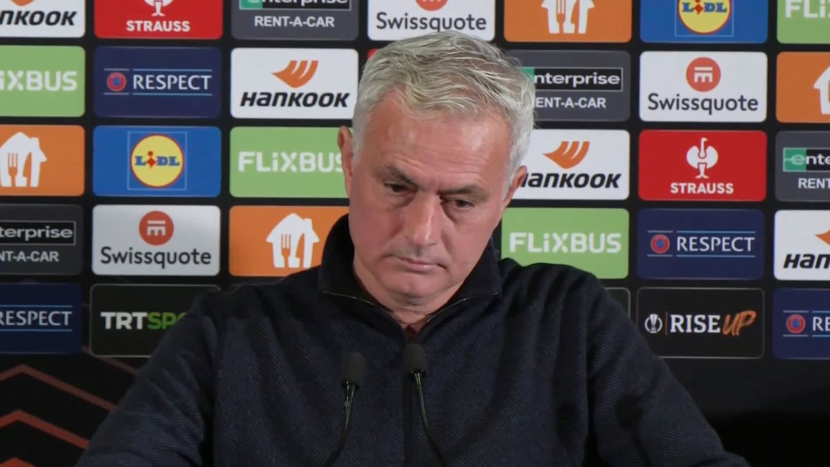 José Mourinho wasn't in the mood for a long question in his post match presser 😅