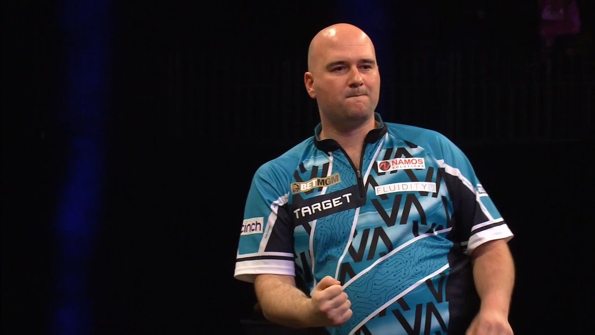 CAN YOU BELIEVE YOUR EYES? 🤯 ROB CROSS HITS A 9-DARTER! 💥