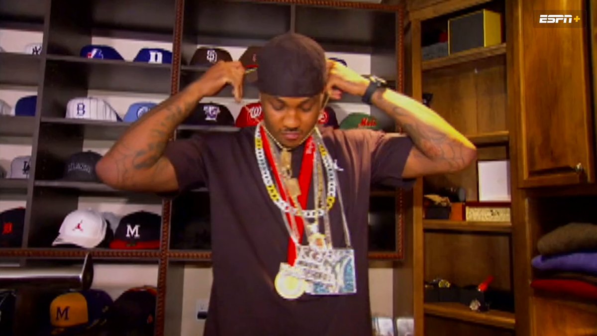 “It was the ‘bling bling’ era.” — Bart Scott Competition outside of sports was just as intense as it was in them 💰 | Watch ‘Broke’ on ESPN+ 🍿