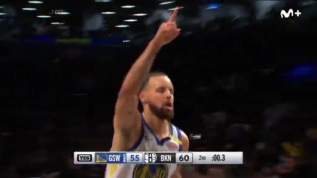 DESDE SU HÁBITAT. DESDE EL MÁS ALLÁ. 👽 Don Stephen la enchufa desde el logo y se va al vestuario antes de que acabe el cuarto. #dormiresdecobardes