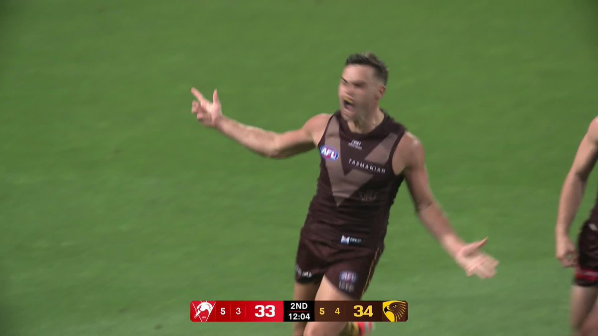Karl Amon DID NOT STOP 🤩 Coles Supermarkets | #AFLSwansHawks