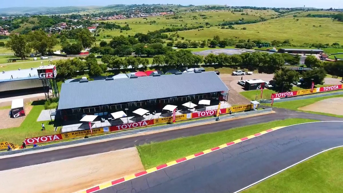 Supporters, players, and media cement their place in the Amakhosi Nation at a day out on the track with @ToyotaSA’s legendary machines. This is what it means. Find out more here: #ToyotaxKaizerChiefs #WhatItMeans #ToyotaSA