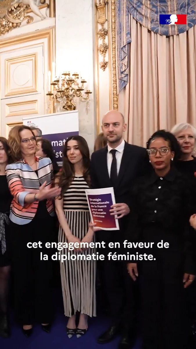 En cette veille du #8mars, Jean-Noël Barrot réaffirme les engagements en faveur de la #diplomatieféministe aux côtés de Thani Mohamed-Soilihi et de nombreux invités. Bilan de cette journée : ✅ Lancement de la stratégie internationale de la 🇫🇷 pour une diplomatie féministe (2025-2030) ✅ Annonce, pour la 1ère fois, du soutien 🇫🇷 au Women's Peace & Humanitarian Fund ✅ Affirmation de notre engagement en faveur des droits liés à la santé sexuelle et reproductive SheDecides ✅ Poursuite de la mise en œuvre en interne du Plan d’action en faveur de l’égalité professionnelle entre les femmes et les hommes 2024-2026 ✅ Annonces sur le soutien à nos ressortissantes à l’étranger ✅️Rappel de notre engagement pour une protection du genre dans le numérique ✅ Signature de la Convention de partenariat de l’Alliance féministe francophone Salina Grenet-Catalano Anne-Marie Descôtes Irene Fellin - NATO SGSR for WPS Pauline Carmona Karin Nilsson AnneBouverot aurelie gal regniez Laura Frigenti Adam DICKO Julien Steimer Isabelle Rome Aurore Bergé