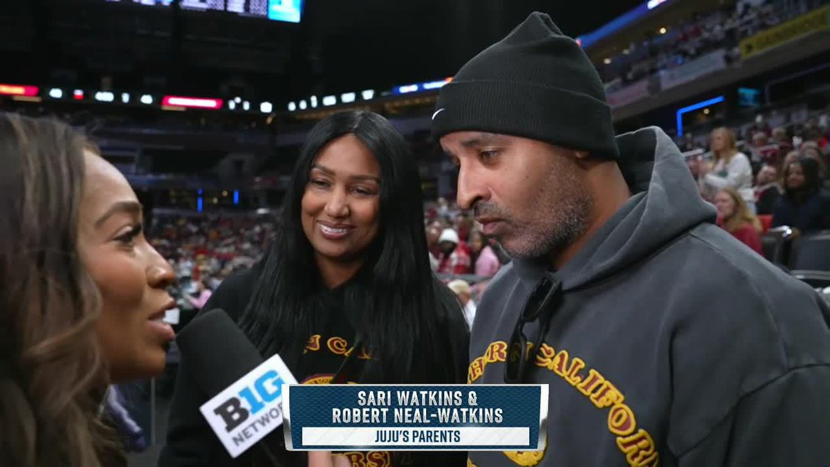 "She's always able to adapt and she's so level headed." 🗣️ Hear from JuJu Watkins' parents, Sari Watkins and Robert Neal-Watkins, as USC Women's Basketball battles Indiana. #B1GWBBT on Big Ten Network 📺
