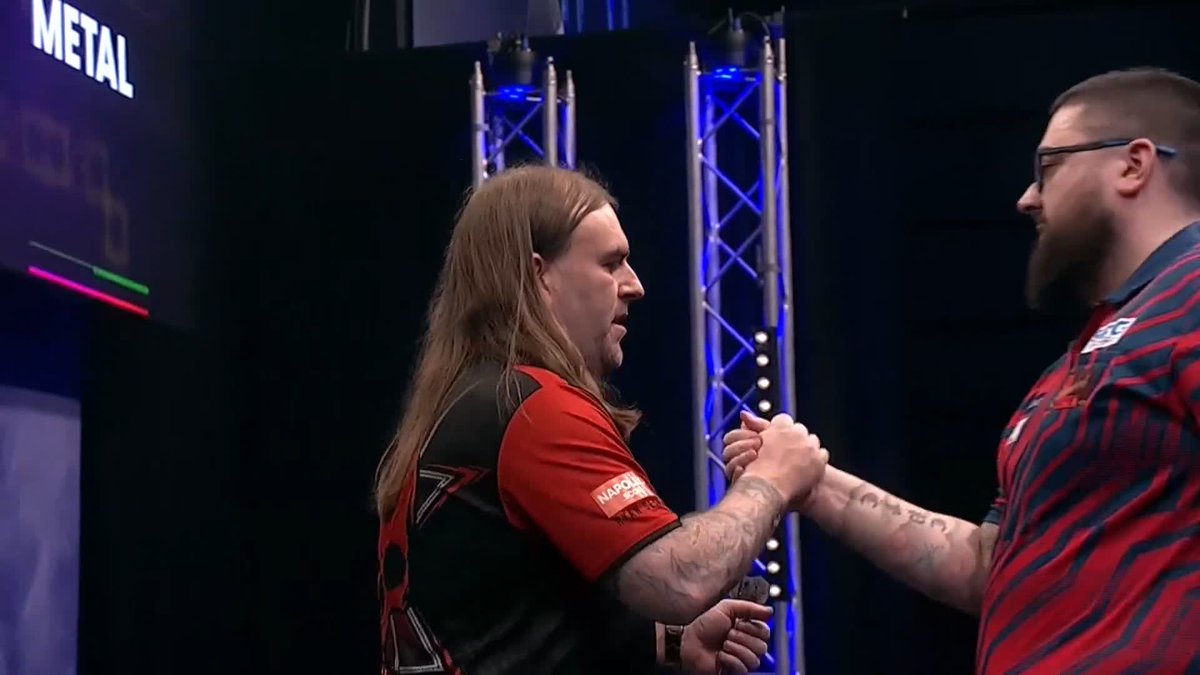 SEARLE SWEEPS PAST PILGRIM! Ryan Searle makes a strong start to his European Tour campaign, averaging 98 to defeat Darryl Pilgrim and set up a second round showdown against Luke Littler! 👀 📺 #ET1
