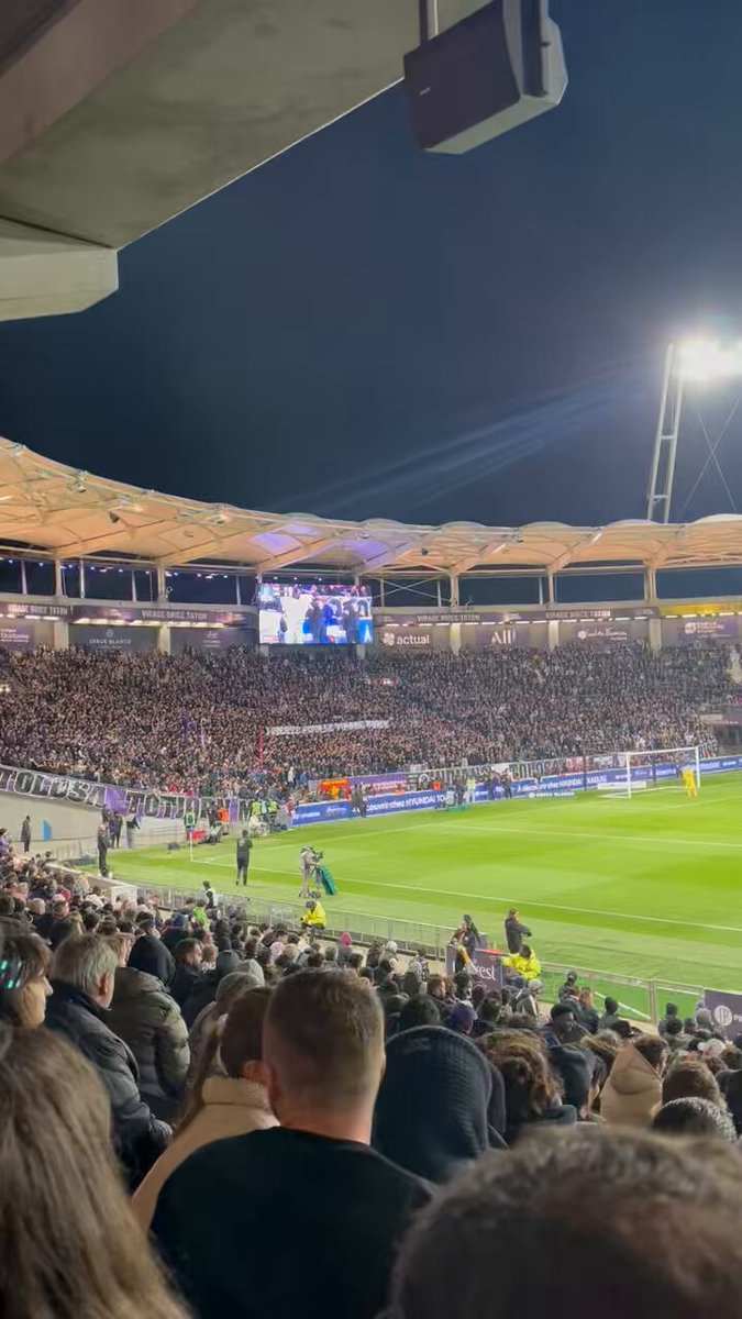 🚨 Le match entre le TFC et l'AS Monaco est stoppé pour ce chant contre la LFP !! Pierre #Ligue1 #TFCASM
