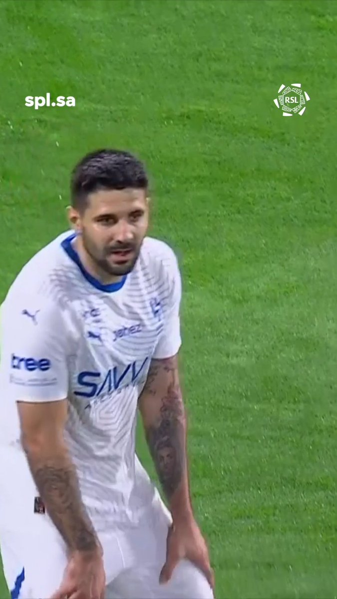 يبدو أن ميتروفيتش اشتاق لهز الشباك 🇷🇸🕸️ #دوري_روشن_السعودي | #الفيحاء_الهلال | #للجماهير