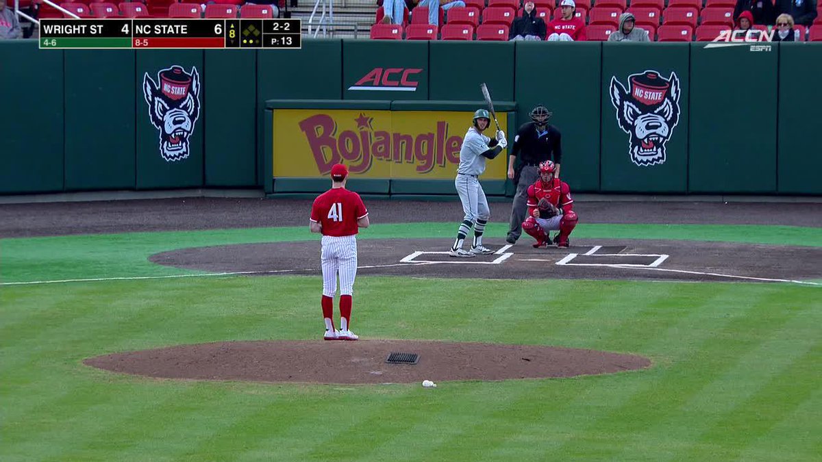 Ty Head with a full extension to end the eighth!