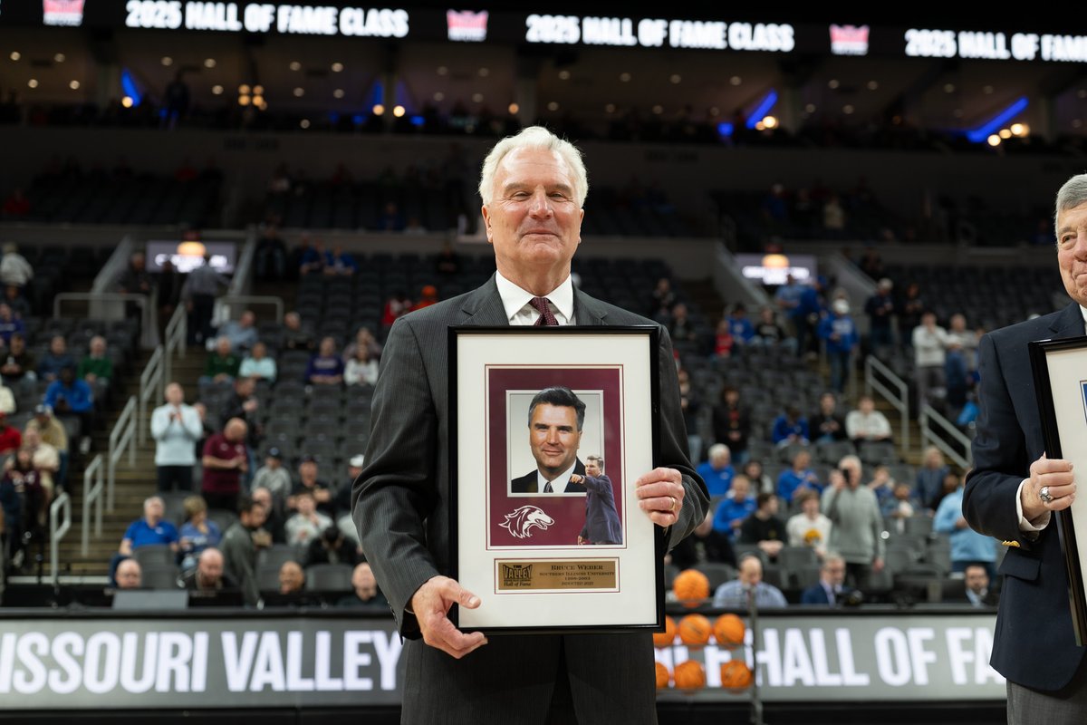 Once again, we would like to congratulate Coach Weber on his induction into the Missouri Valley Conference Hall of Fame! Coach Weber was officially inducted Friday morning in St. Louis and was recognized at Enterprise Center.