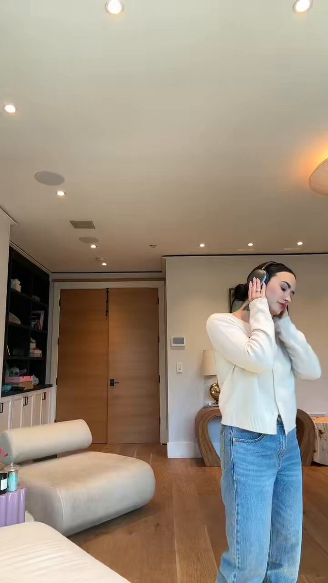 ai sério ela nunca esteve tão linda e radiante como agora