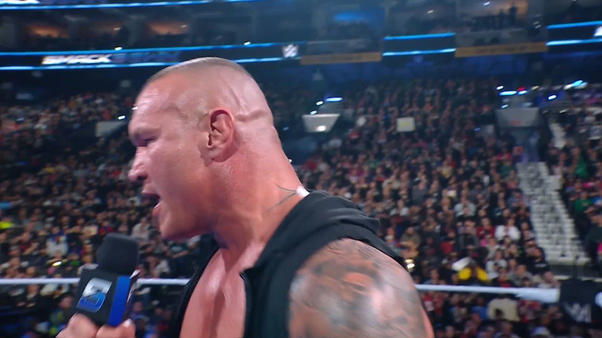"The voices started talking to me again." A warning to Kevin, you've awoken a Randy Orton we haven't seen in more than a decade. 😬 #SmackDown