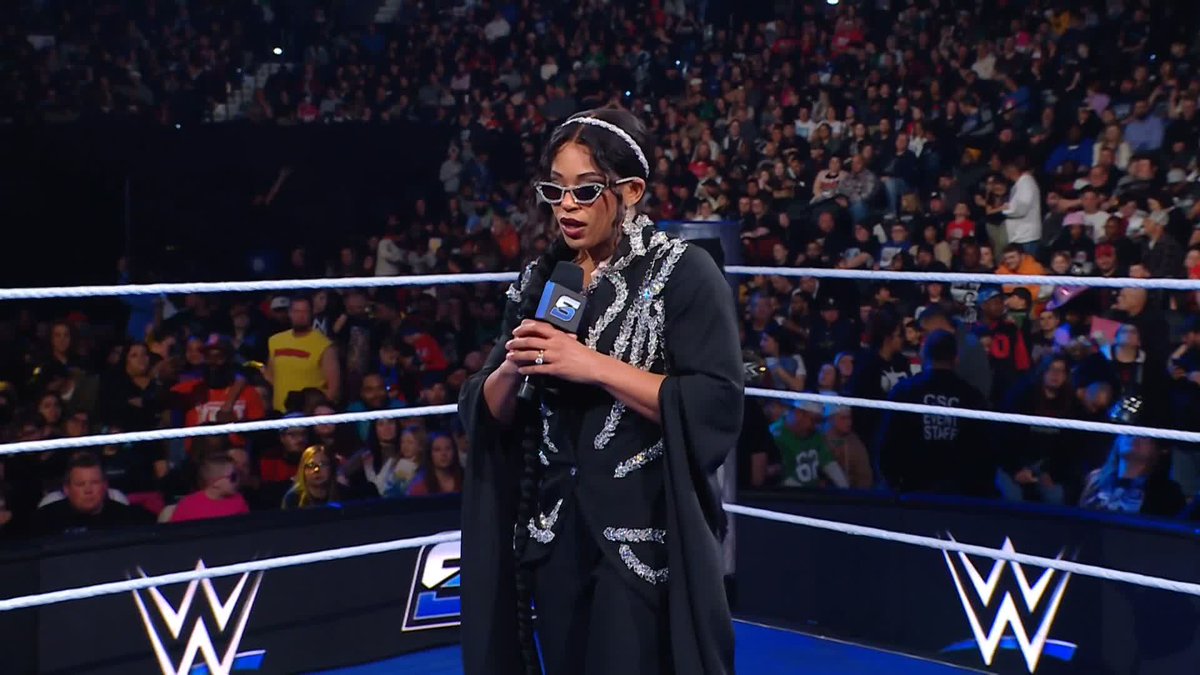 "I do not believe that Naomi would do something like that!" The last week has been tough for Bianca Belair... 😔 #SmackDown