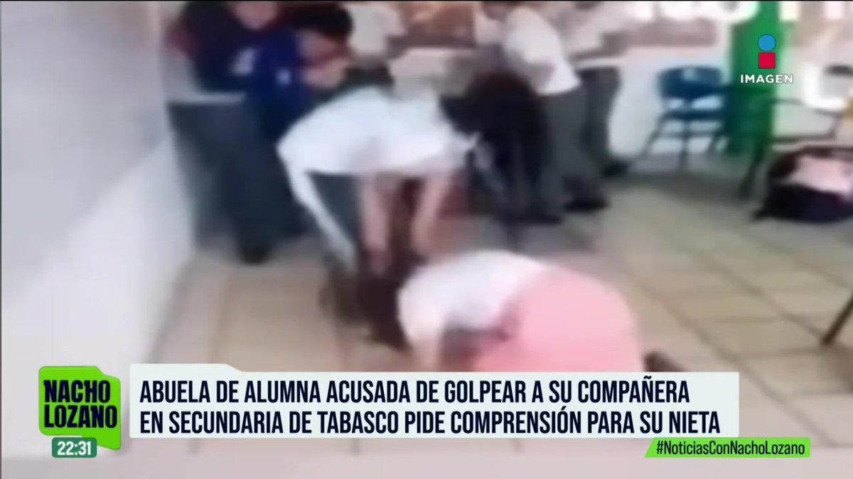 La abuela de la joven que golpeó a #Sofía, una estudiante de secundaria en #Villahermosa, #Tabasco, pidió disculpas y comprensión para su nieta:
