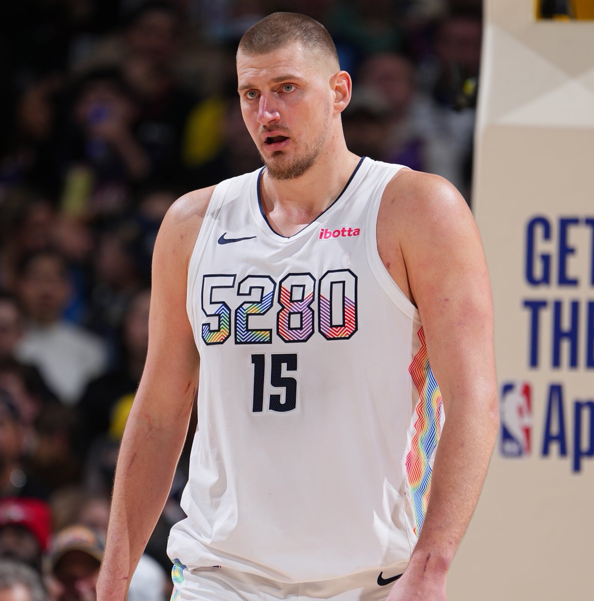 ニコラ・ヨキッチ、NBA史上初の偉業達成。 31得点 21リバウンド 22アシスト❗ 史上初の "30得点以上&amp;20リバウンド以上&amp;20アシスト以上" という大記録‼️ また22本のアシストはヨキッチのキャリアハイでもあります。 JOKER、異次元です。 NBASpain