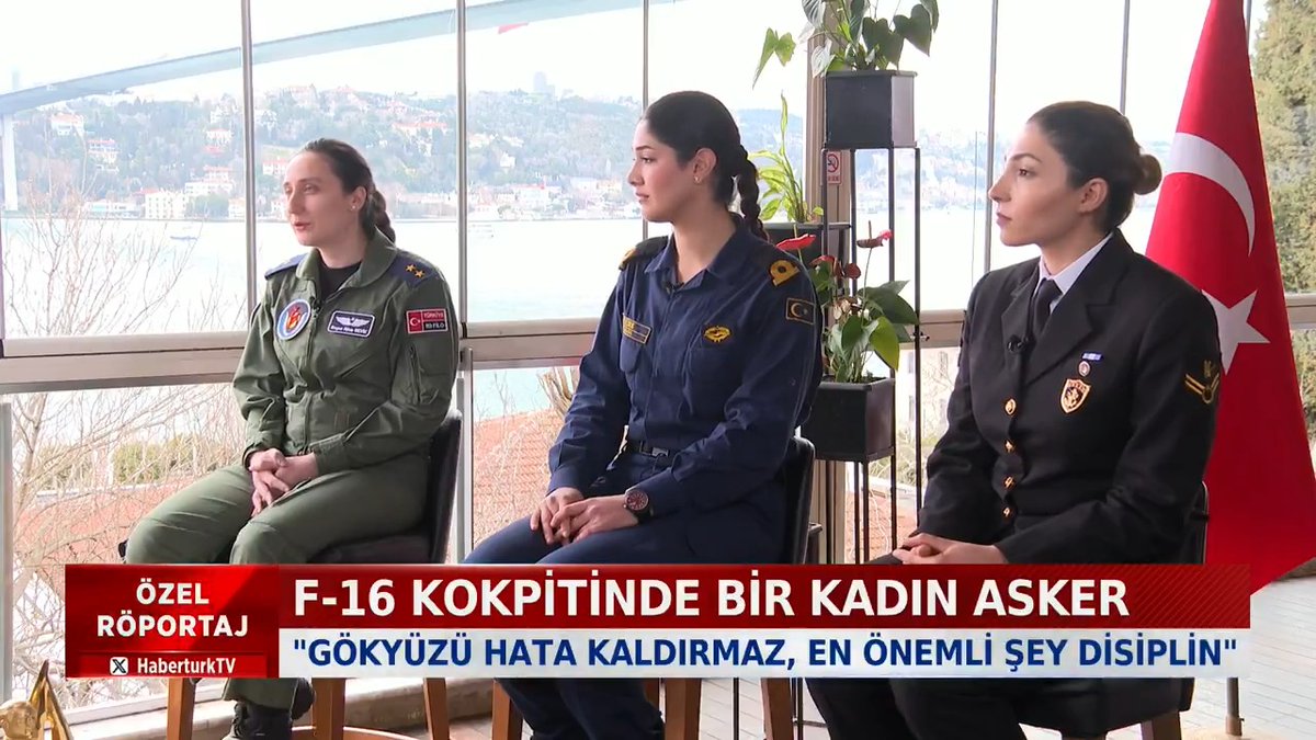 🔴 TSK'nın kadın askerleri: ▪Askerlik bir ruhtur, her Türk genci bu ruhla doğar. ▪Biz Atatürk gençleriyiz. Bizim lügatımızda pes etmek yoktur.