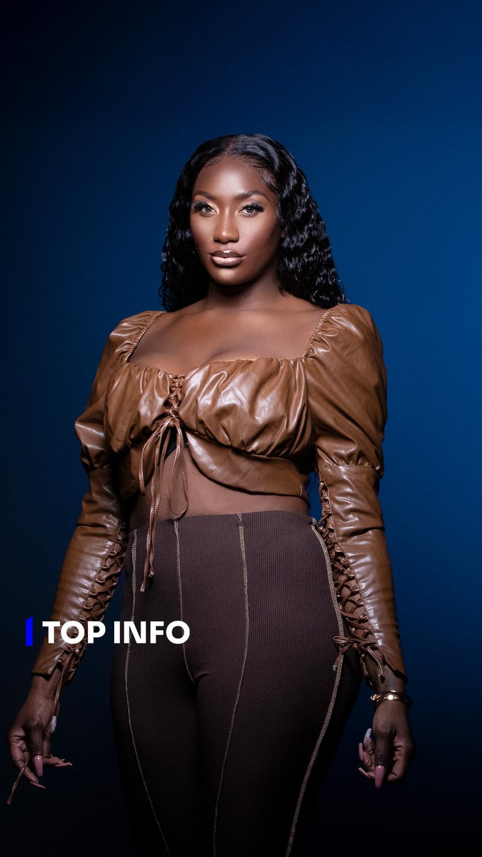 Comment Aya Nakamura s’est imposée en 10 ans comme la chanteuse n°1 ? 💸 Son titre " Djadja " vient de dépasser le milliard de vue sur Youtube. C'est seulement la cinquième femme noire à réussir cet exploit dans le monde. Le sujet est dispo sur TF1+ ! 👉