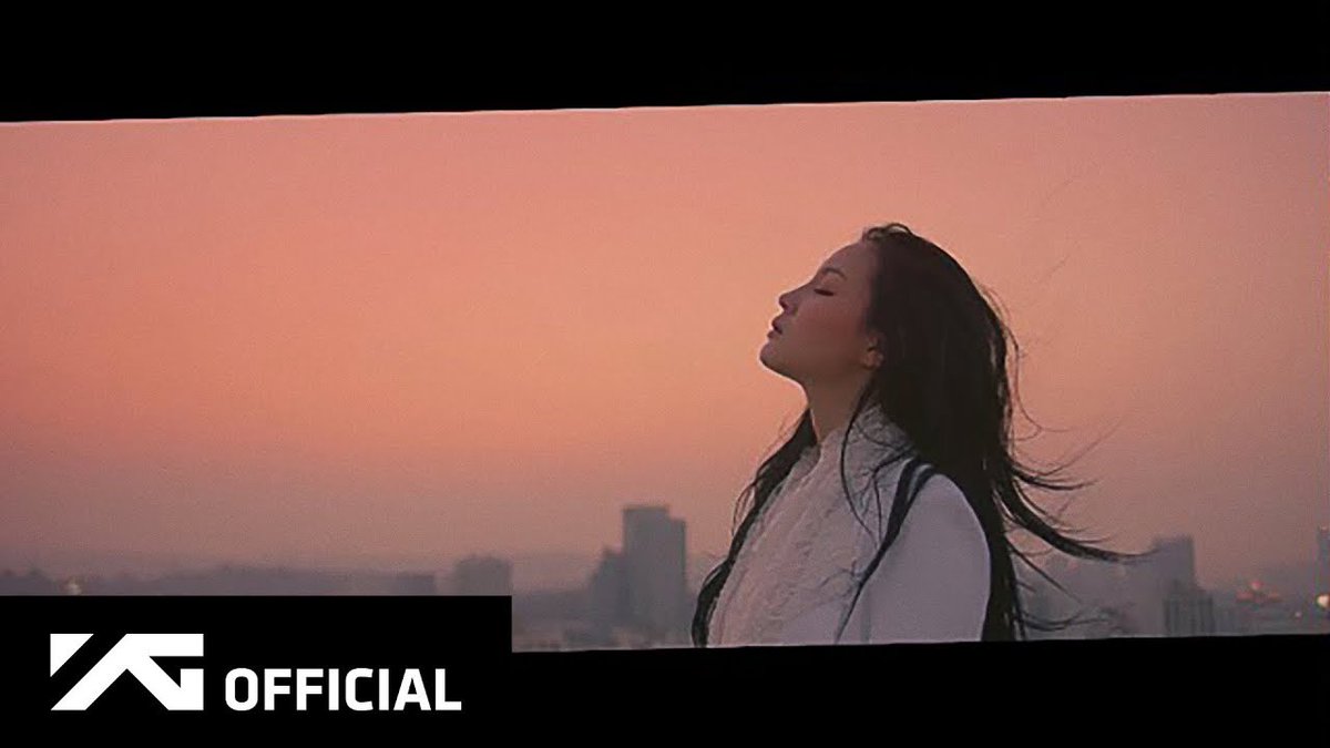 9 years ago today, LEE HI released the First Half of her 2nd Album titled ‘Seoulite’ with double title tracks ‘BREATHE’ & ‘HOLD MY HAND’