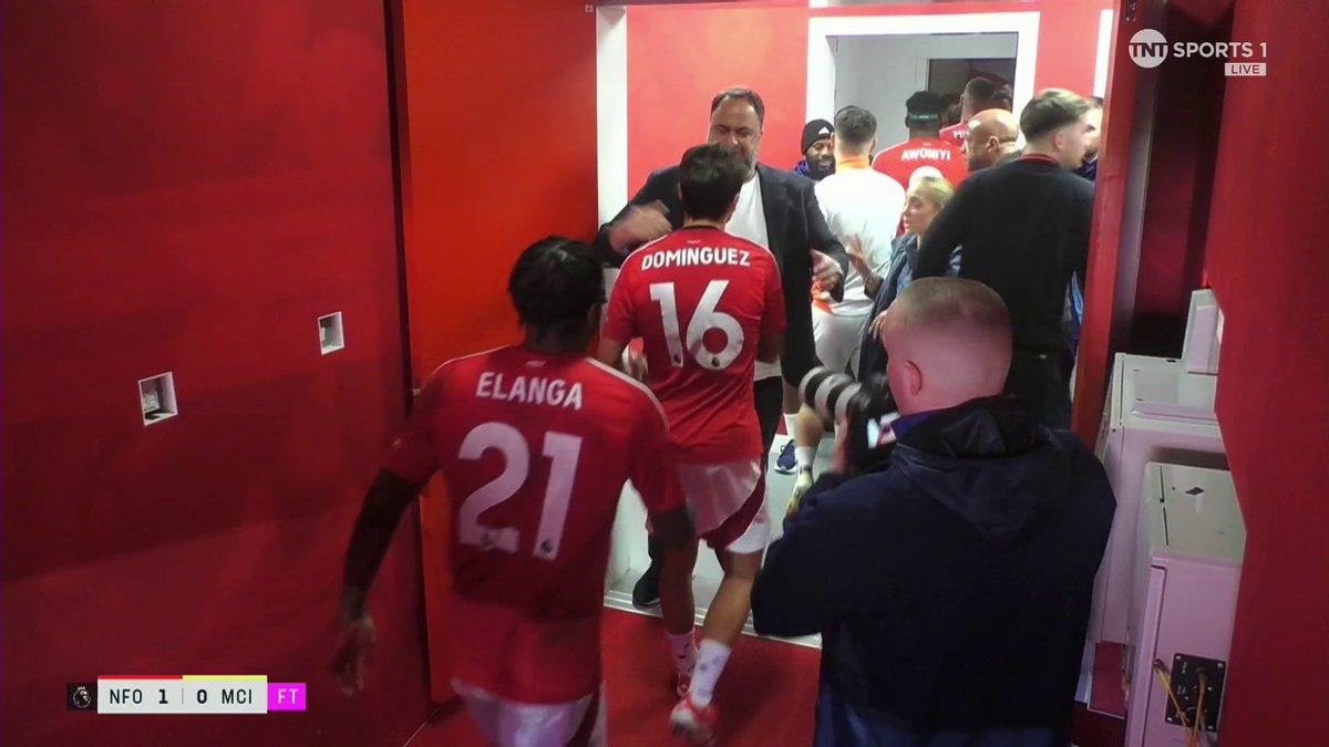 Nottingham Forest owner Evangelos Marinakis congratulated all of his players individually after they beat Man City 👏 📺 TNT Sports & discovery+ UK