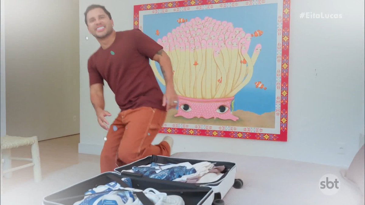 Boa tarde, Brasil! #EitaLucas está no ar! 🤩🤩 COOORRE PRA TELA DO SBT!