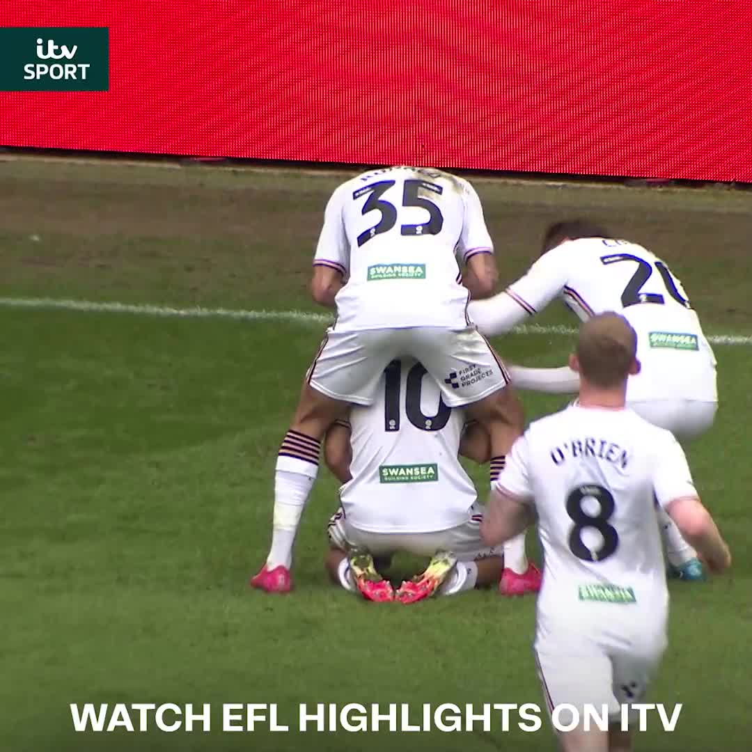 A superb finish from Swansea’s Eom Ji-sung! 👌🇰🇷 #Swans
