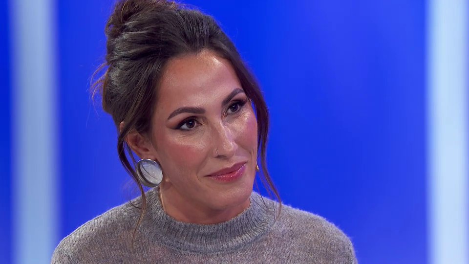 Malú (Malú) visita esta noche el plató de Hay una cosa que... para dar una sorpresa muy especial. 📆 Esta noche 🕢 A las 22:00 📺 Telecinco #HayUnaCosaQueTeQuieroDecir