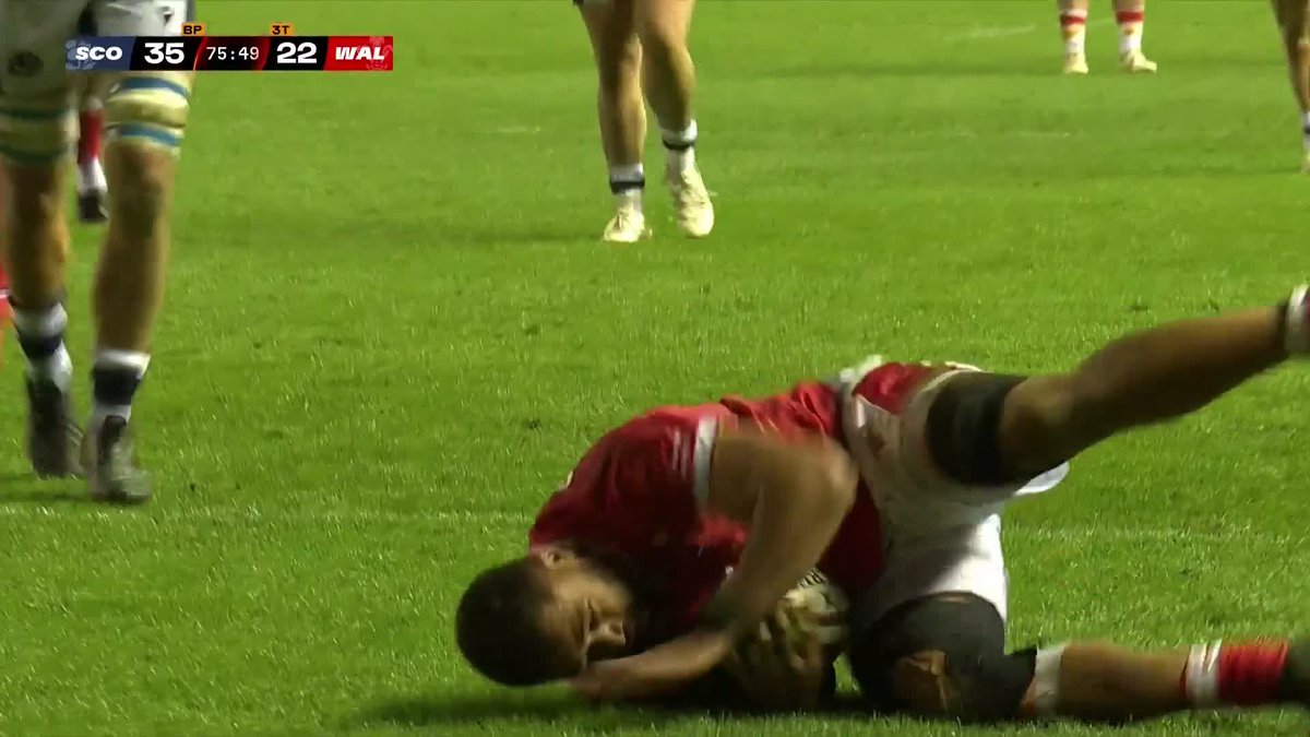 🤯 The best disallowed try of all time?! Some SENSATIONAL work from Blair Murray and Taulupe Faletau, but the score was ruled out for jumping into the tackle 🏃‍♂️ #GuinnessM6N | #SCOvWAL