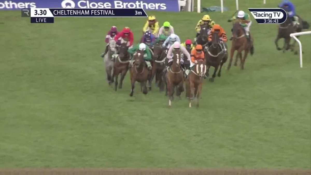 GOOSEBUMPS. EVERY. SINGLE. TIME. 🗣️" AND PAISLEY PARK IS REALLY GETTING GOING NOW" THE 2019 STAYERS HURDLE WAS SPECIAL 🤩 WHAT A LEGEND 💜 🎬 Racing TV