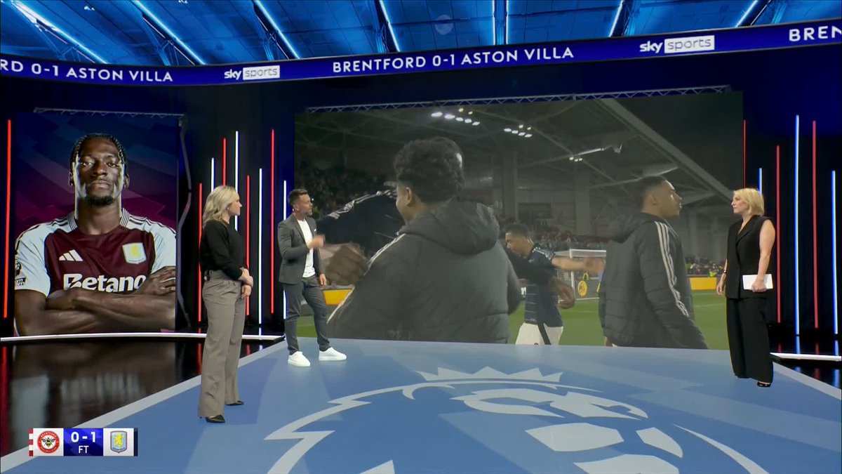 "The intensity of the way he played tonight was unbelievable" 💪 The SNF studio heap praise on Aston Villa's Axel Disasi 👏