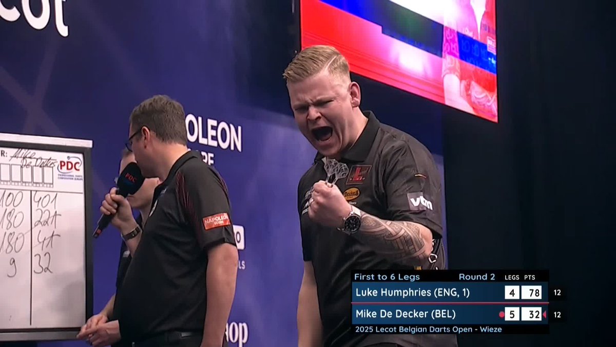 DE DECKER DEFEATS HUMPHRIES! 🇧🇪 Mike De Decker preserves Belgian hopes here in Wieze! The World Grand Prix champion puts in a stellar display to complete a 6-4 victory over world number one Luke Humphries! 🔜 Luke Littler v Ryan Searle 📺 | #ET1