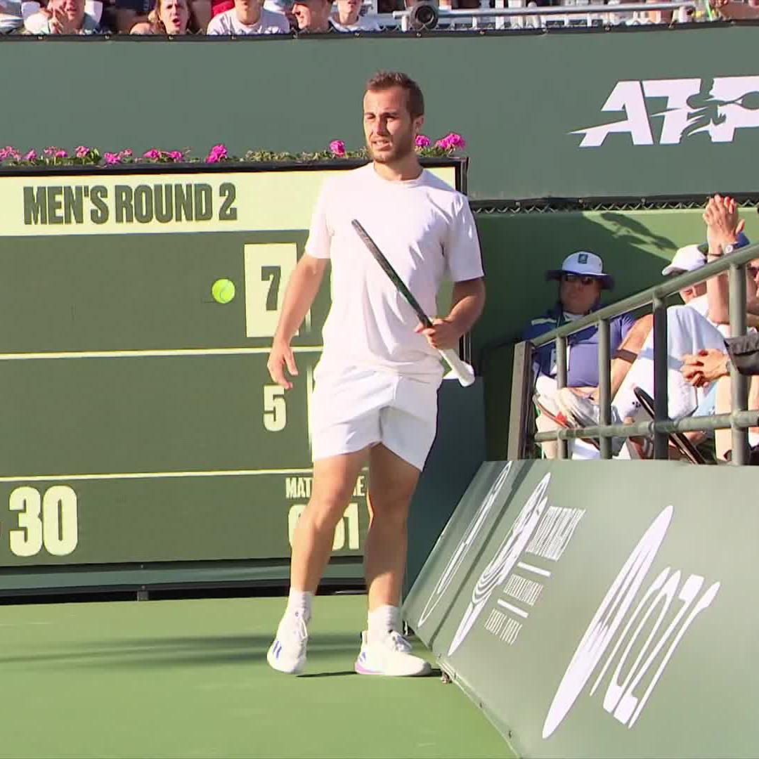Unorthodox return into a blistering forehand ☄️ #TennisParadise