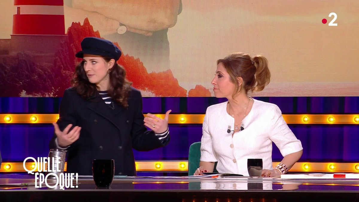 🗣 "Mieux qu'une pimbêche, ton autodérision est fétiche" Charlotte Dhenaux résume parfaitement tout ce qu'on aime chez Karine Le Marchand 🫶 #QuelleEpoque France tv Léa Salamé #LesPoèmesdeCharlotte