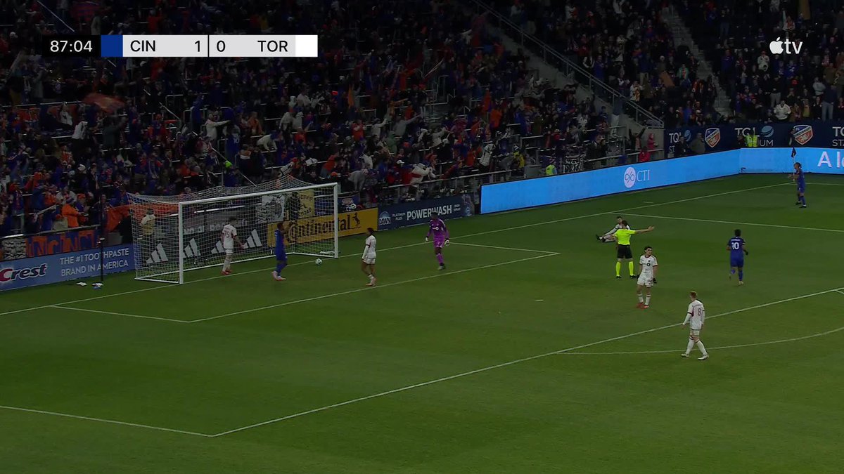 From front to back in a flash. ⚡ An incredible FC Cincinnati team goal!