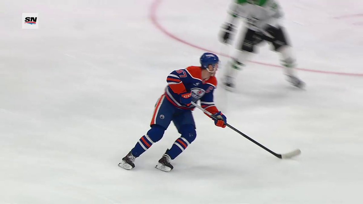 This effort by McDavid... My goodness. 📺: Sportsnet or stream on Sportsnet+ ➡️