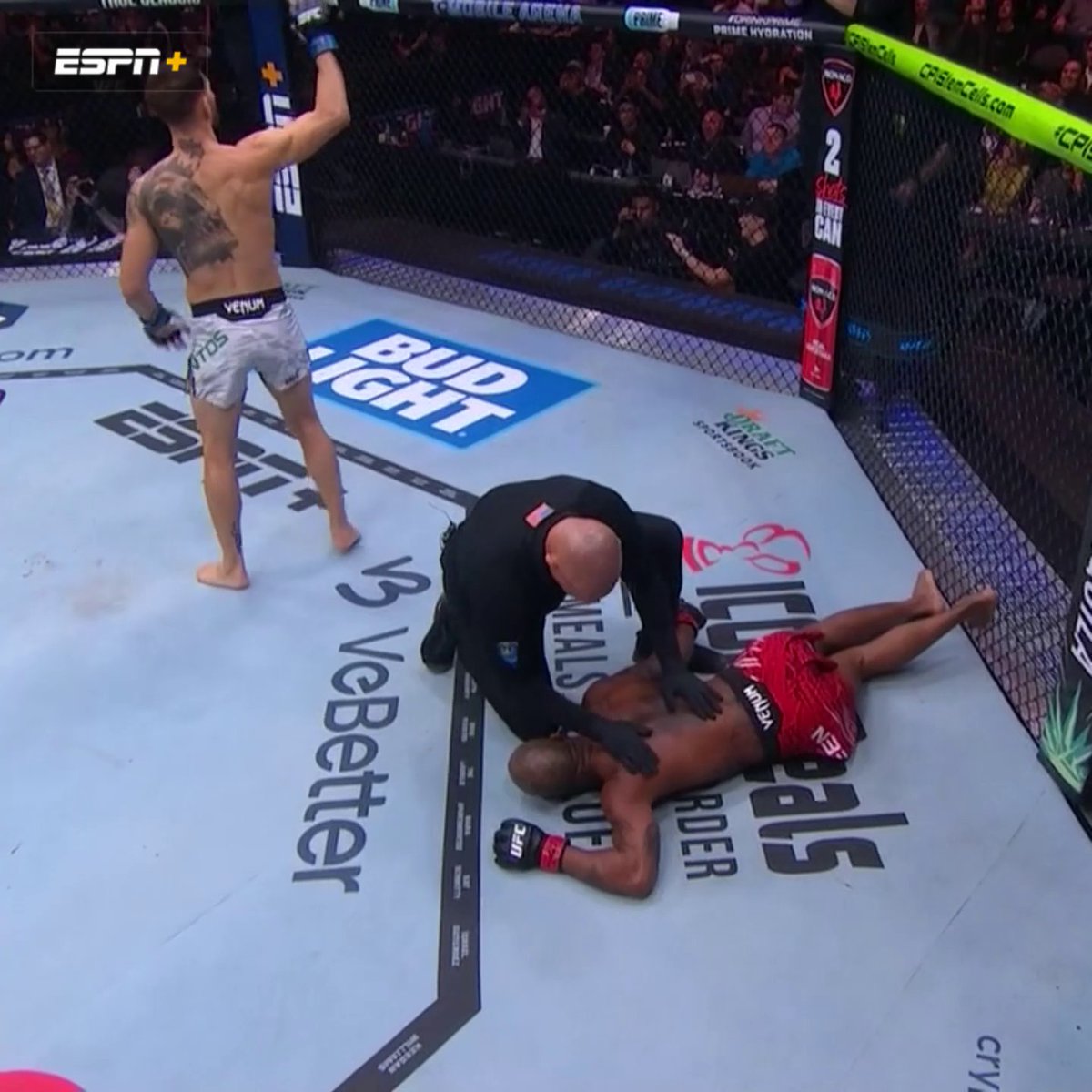 THIS SPINNING WHEEL KICK K.O. FROM MAURICIO RUFFY 🔥😳 #UFC313